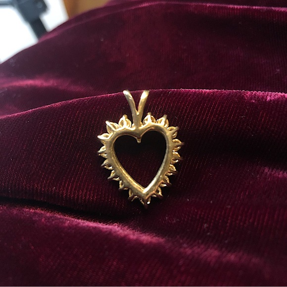 Small heart with white zircon stones. Pendent - Picture 3 of 4